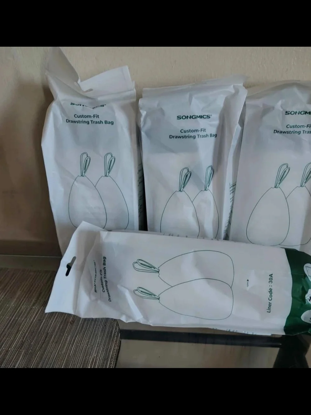 SONGMICS Custom-Fit Drawstring Trash Bags - White